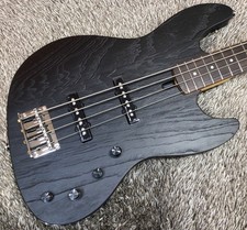 Sire Marcus Miller V6 4-String