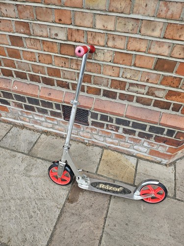 Razor lux kick scooter - a5,