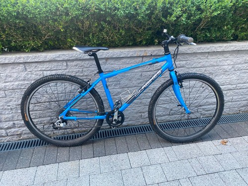 Islabike benni - islabike,
