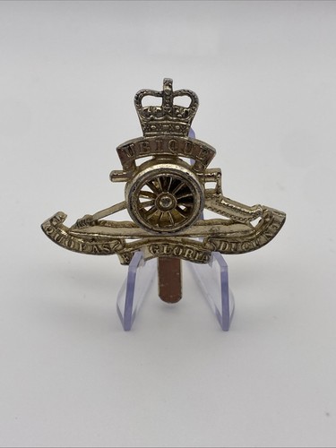 British army cap - badge,