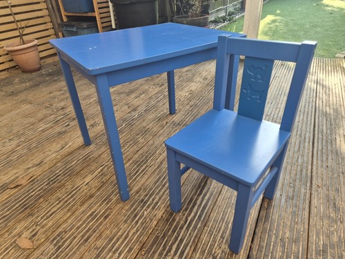 Children table and chair set - table,