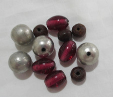 11 vintage reclaimed beads