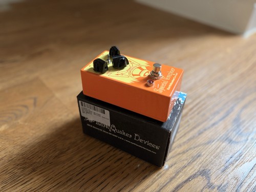 Earthquaker devices special - earthquaker,