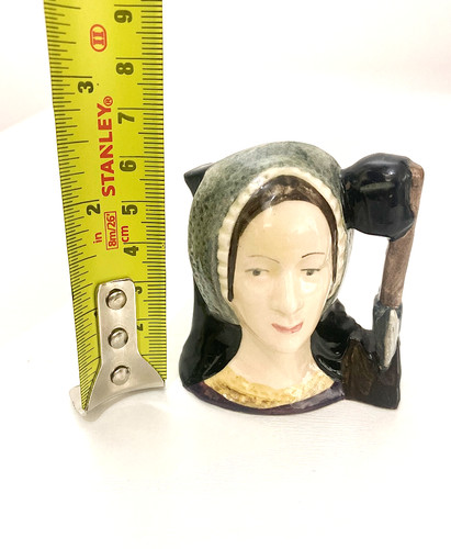 Royal doulton character - character, jugs