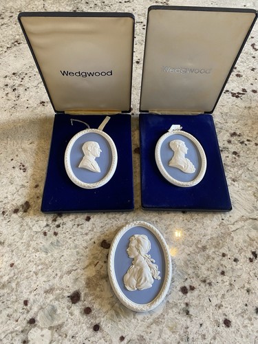 Wedgwood jasperware blue - wedgwood,