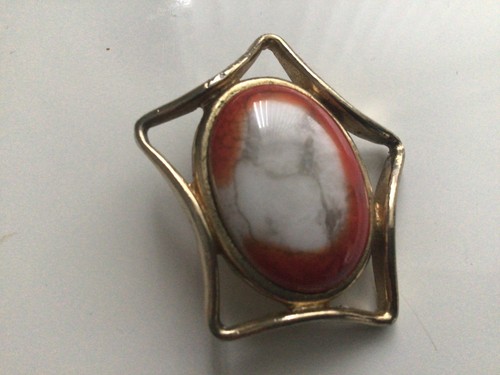 Vintage brooch sarah - by,