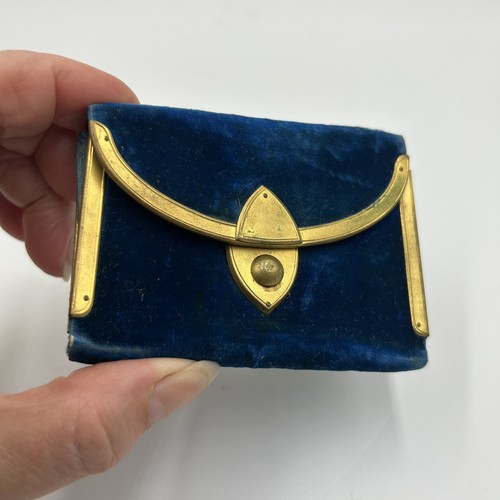 Victorian blue velvet - victorian, gilded