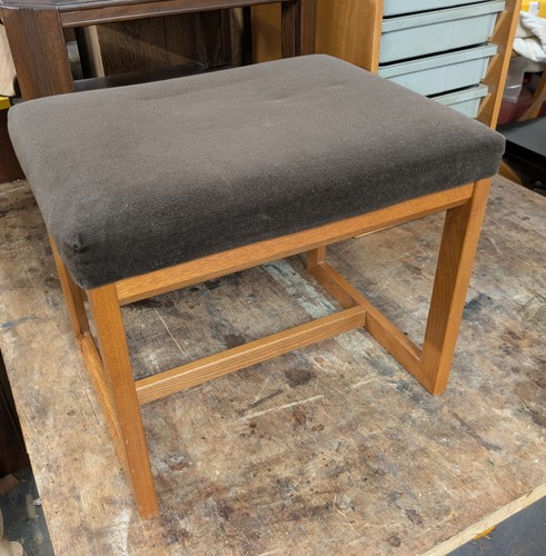 Mid century plan dressing - century,