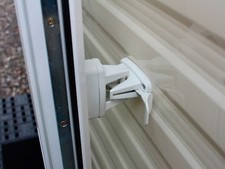 Static caravan door clip catch - door,