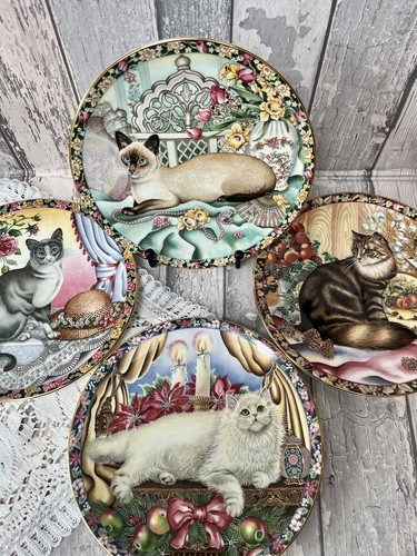 Stunning set four vintage - set,