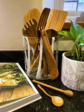 Handcrafted 8 Piece Teak
