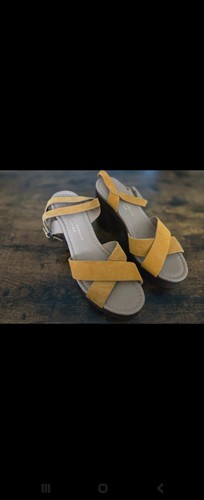 Mustard sandal block - sandal, heels