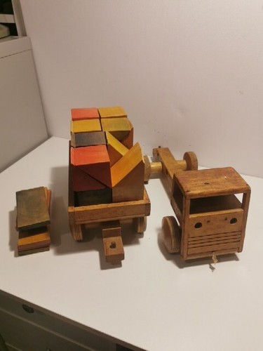 Vintage wooden truck trailer - truck,,