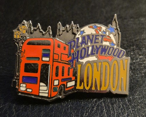 Planet hollywood pin badge - badge,