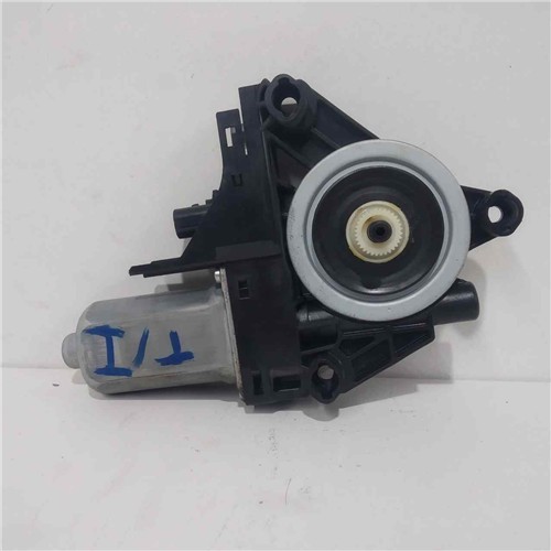 931402103 rear jeep grand - rear,
