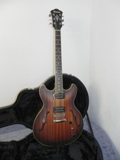 Semi acoustic guitar - semi,