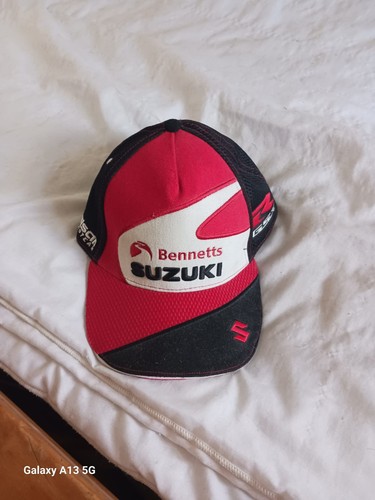 Team suzuki bennetts motorbike - bennetts,