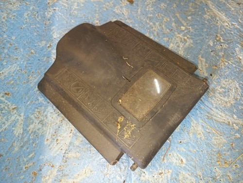 Grass chute box - mulching, flap