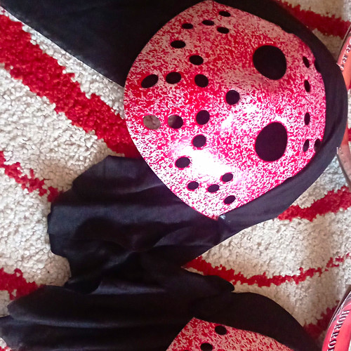 Red horror plastic full - 2,