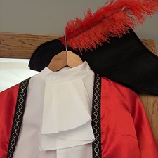 Disney Store CAPTAIN HOOK