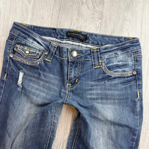 Ultra low rise - 7.5”, bootcut