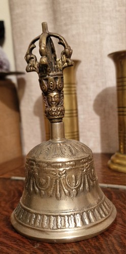 Large brass sculpted - large, bell