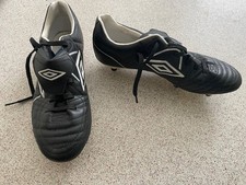 Umbro Speciali Cup-A SG Mens