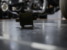 suzuki rm 125 250 GENUINE SUZUKI 17788-33402 RADIATOR CUSHION BOLT