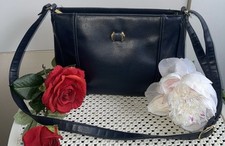 Jane Shilton Lovely Quality ‘Japelle’ Navy Preloved Handbag With Shoulder strap