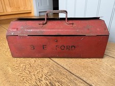 Lovely vintage metal toolbox -
