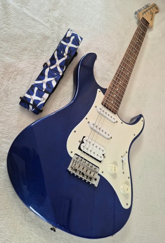 Yamaha pacifica metallic blue - pacifica,