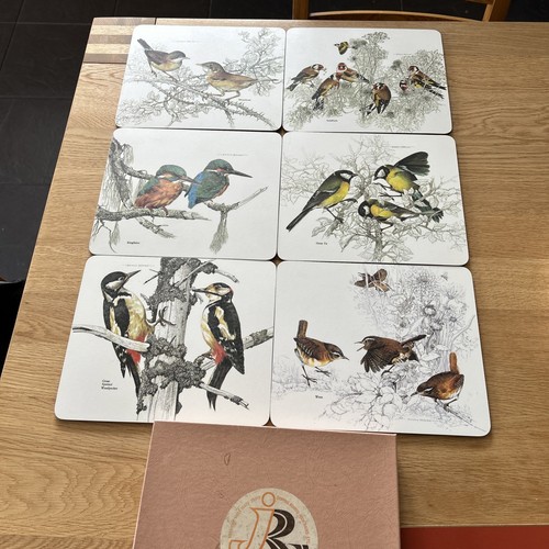 Vintage place mats