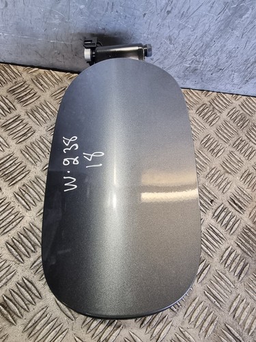Mercedes e220d fuel flap - mercedes,