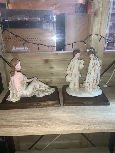 Vintage belcari figurines - vintage,