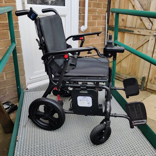 Dash electric powered - , carbon