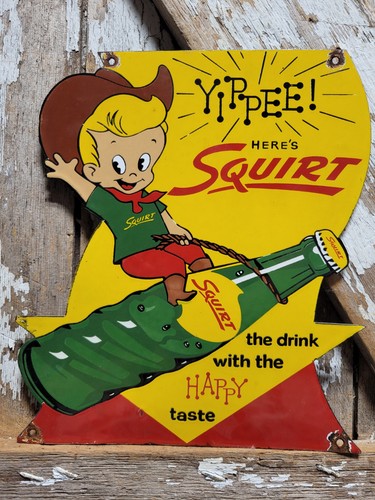 Vintage squirt porcelain - vintage,
