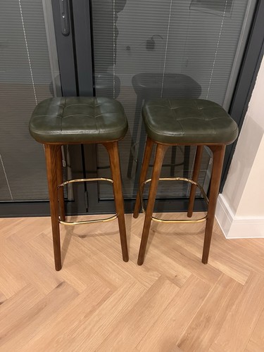 Cult furniture winchester bar - winchester,