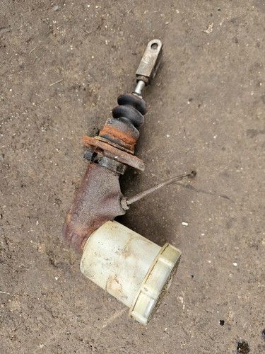 Brake master cylinder scimitar - master,