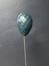 Vintage Diamond Cut Blood