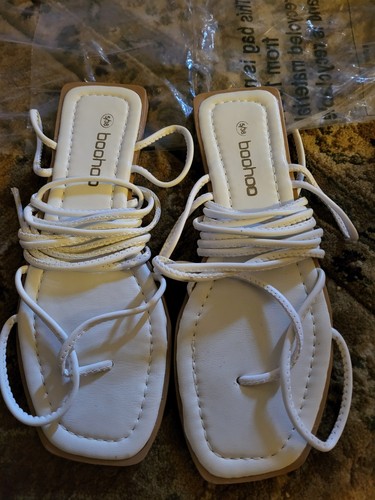 Boohoo white square toe - white,