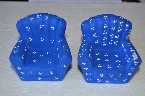 Chair salt and - , shakers
