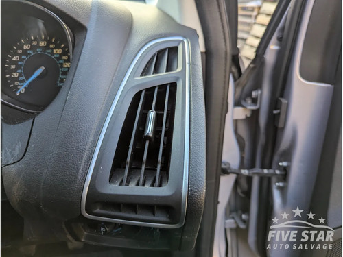 Ford focus dashboard side - dashboard,