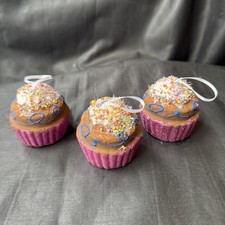 Set Of 3 sparkly Cupcake