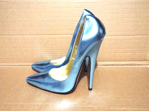 Pearlescent light blue high - pearlescent,