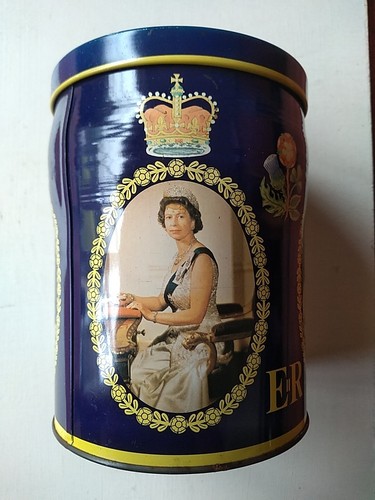 Queen elizabeth silver jubilee - elizabeth,