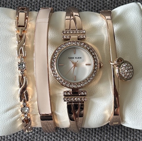 See details anne - details,