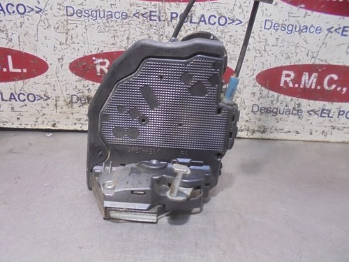 Rear left door - lock, 4526401