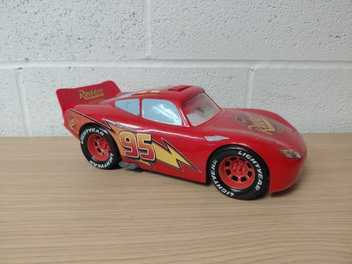 2005 disney pixar cars - 2005,