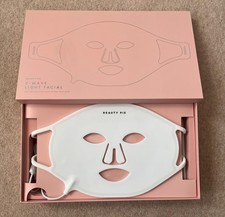 Beauty Pie C-Wave Light Facial