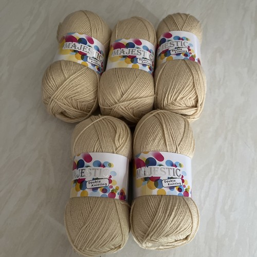 Majestic double knitting - knitting, beige